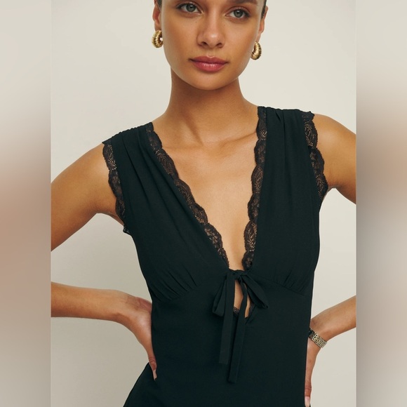 NEW  Reformation Sharla Long Dress Lace Black | size XS - Picture 3 of 9